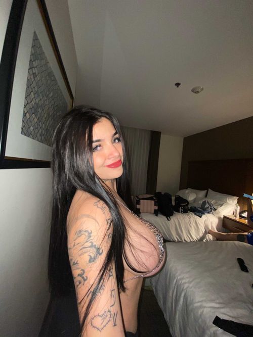 @karelyruizoficial nude karelyruizoficial nude