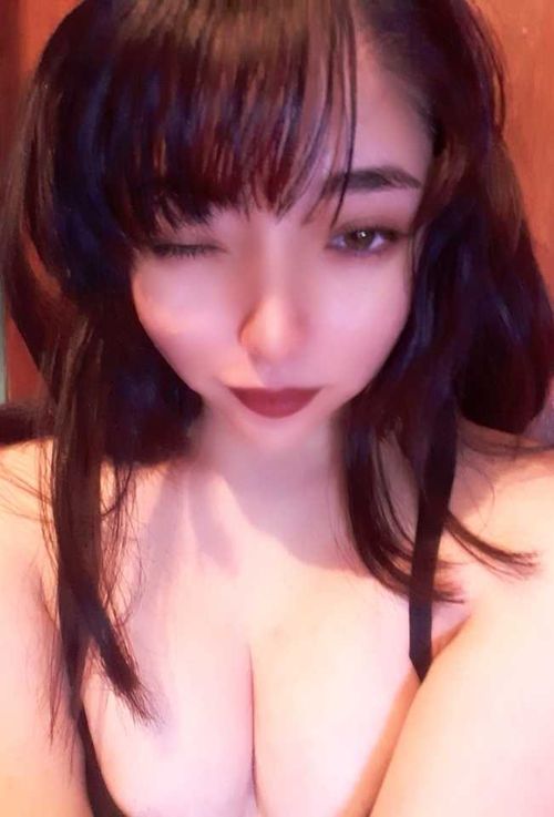@thewaifumask