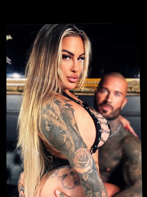 @your-favourite-domme