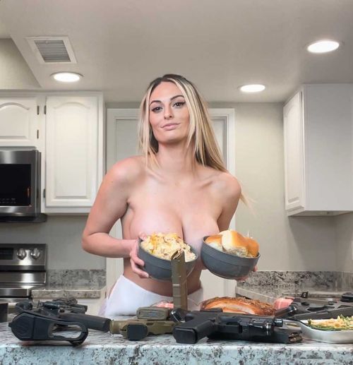 @cassie_babe