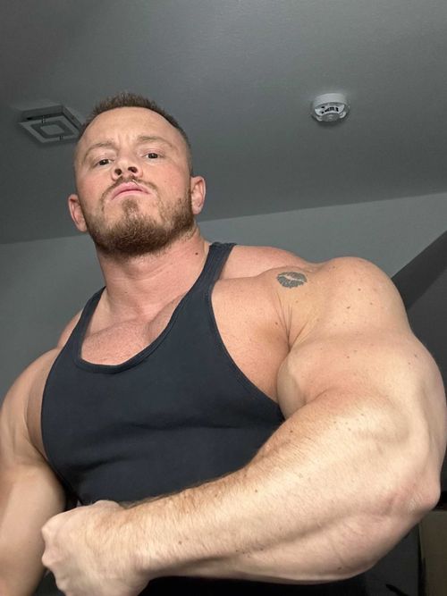 @flexxxcouple_vip