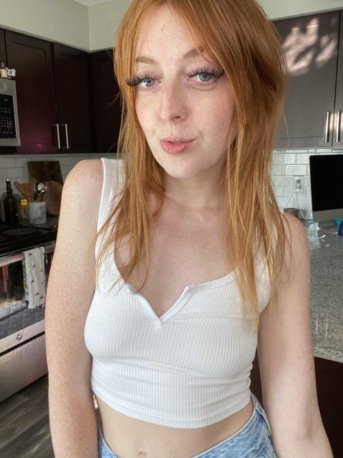 @honeybearwaifu