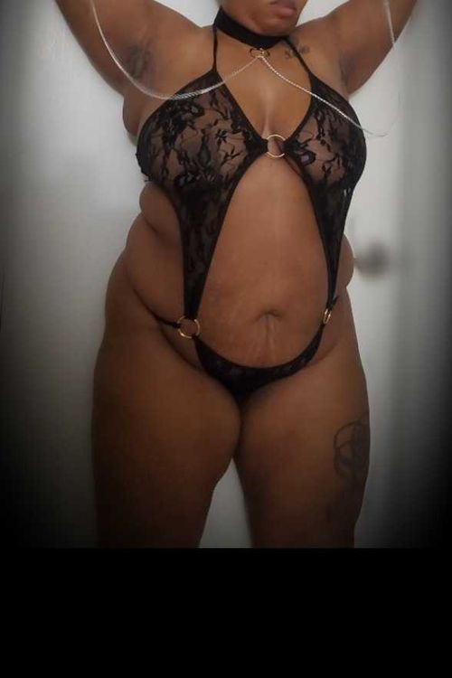 niecey2thick nude