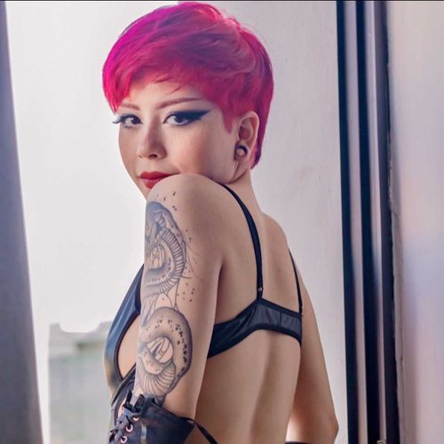 @mistressroxybdsm
