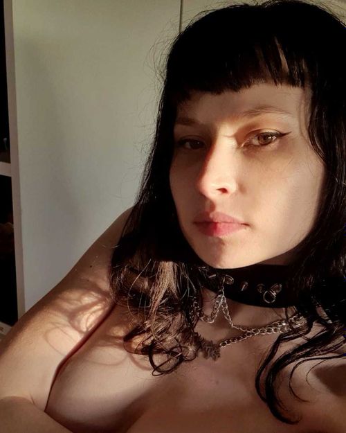 @helene-enmarchenoire
