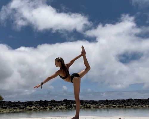 @flowwithsky nude flowwithsky nude