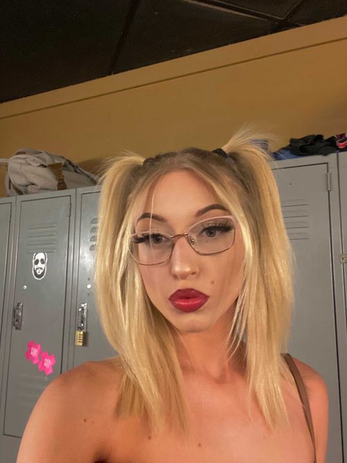 @chloee00