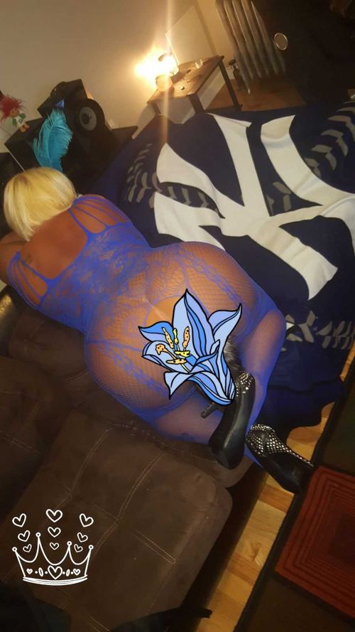 @queenbee7413 nude queenbee7413 nude