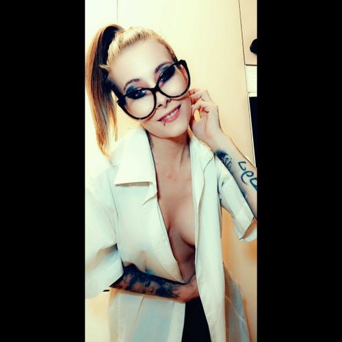 @inked_swiss_mom_deluxe