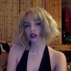 @laz_babe
