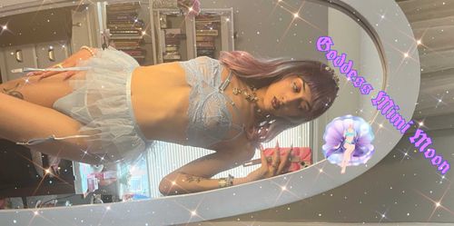@bedroomsiren nude bedroomsiren nude