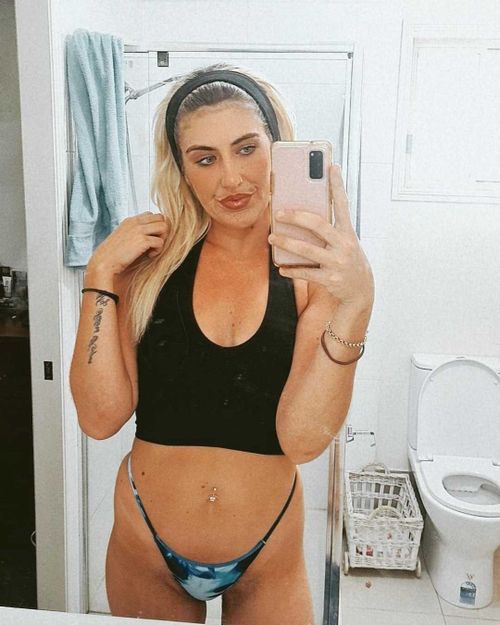 @missjdee