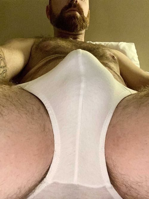 hunghairydad85 nude