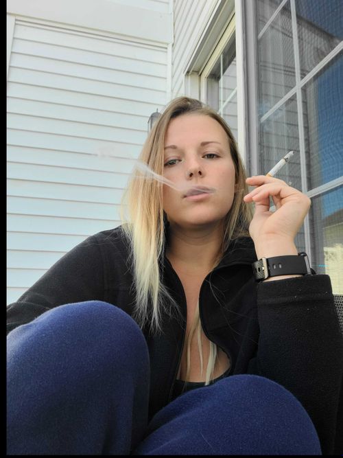 @smokingkhaleesi