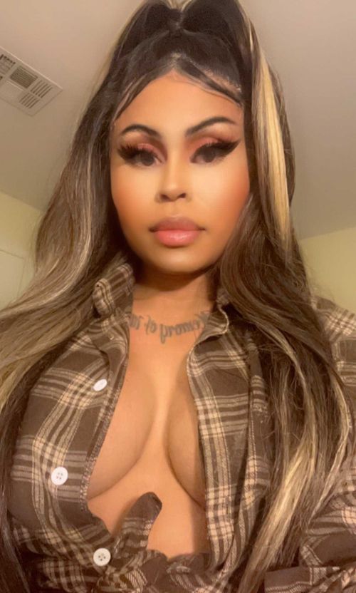 @salvadoreanbarbie