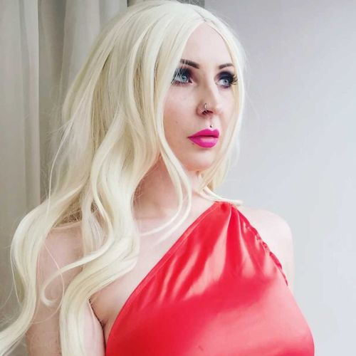 @manicpixiedreamwife