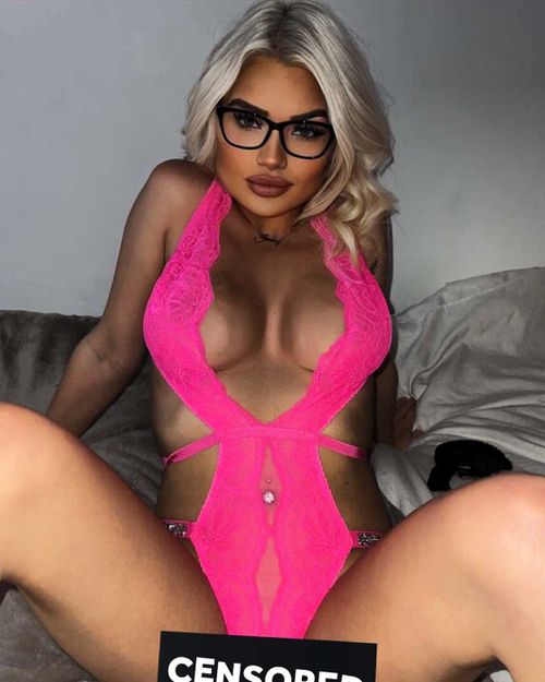 @kitty_kat_kella