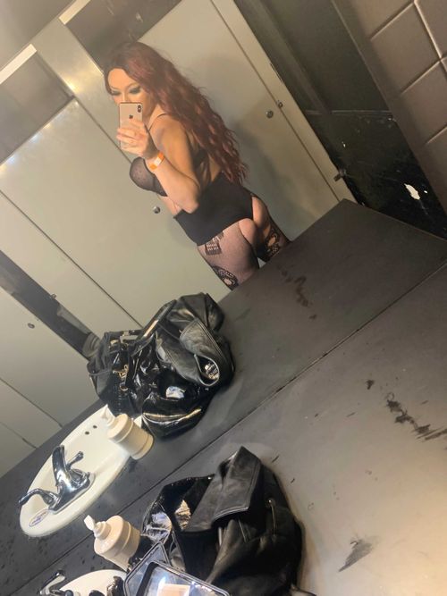@dannixoxo21