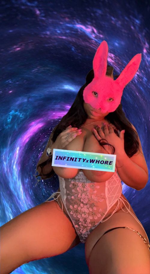 @infinityxwhore
