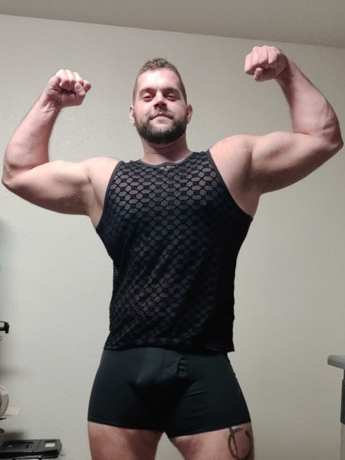 @prettydamnhuge