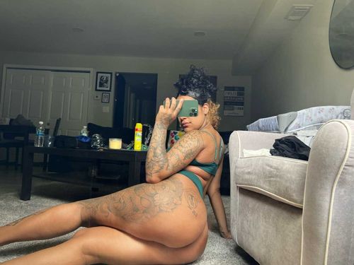 @hislilnastybitch nude hislilnastybitch nude