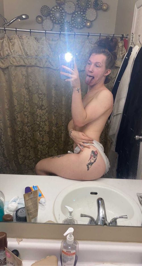 @prettyasssky nude prettyasssky nude