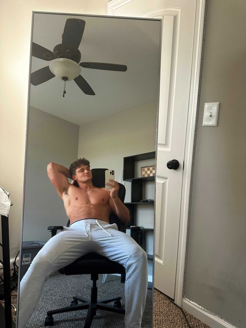 @parkerforfree