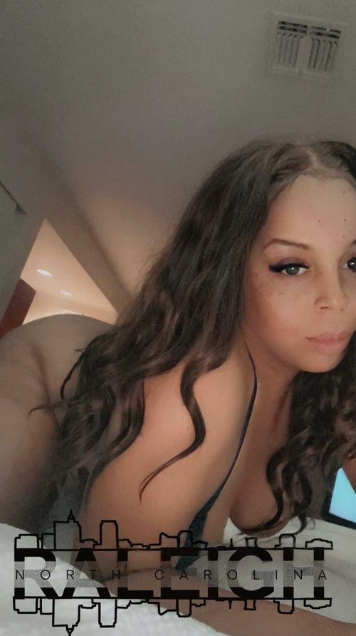 @teyanabottomz336