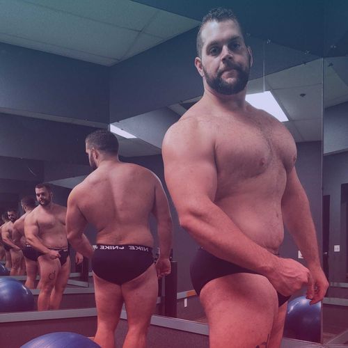 @prettydamnhuge nude prettydamnhuge nude