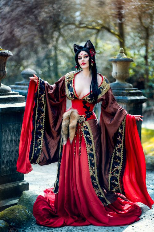 @adiacosplay