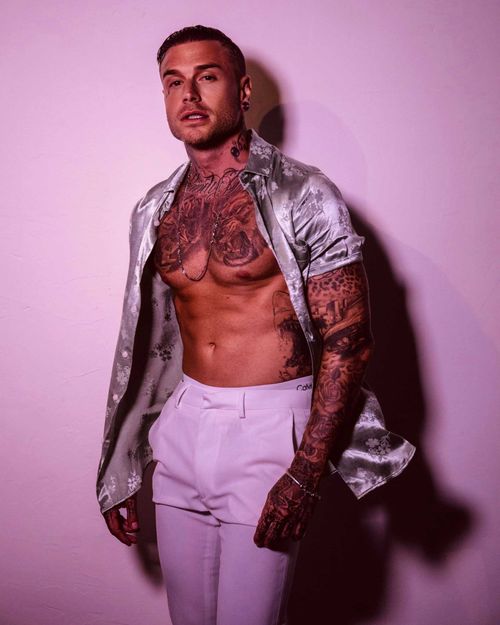 @adrianrodriguez.off nude adrianrodriguez.off nude