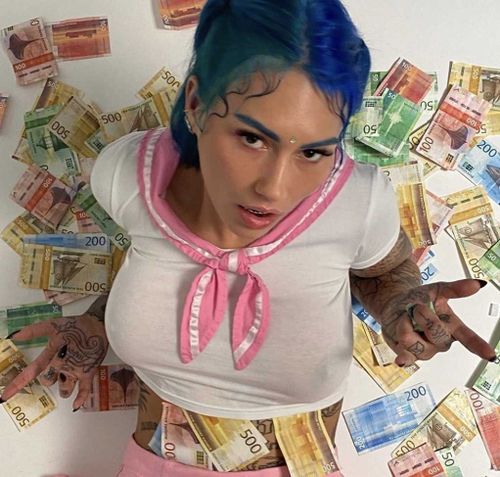 @adultekra