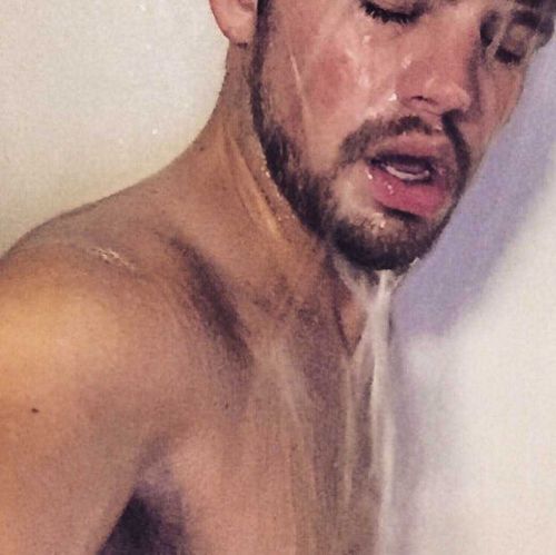 @badboieweezy nude badboieweezy nude