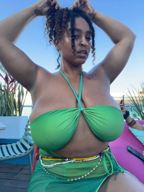 @professor_gaia