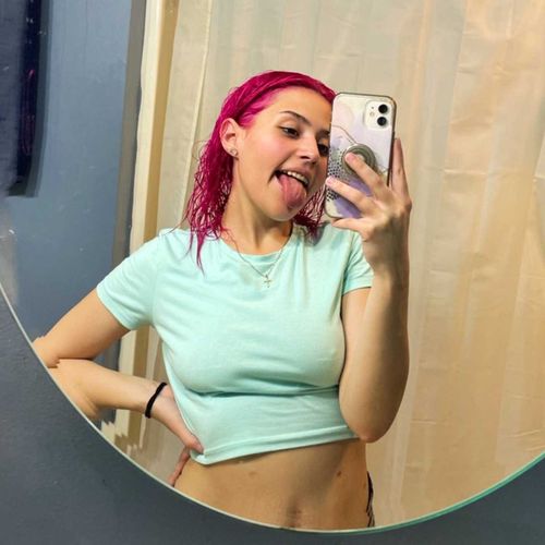 hails.s nude