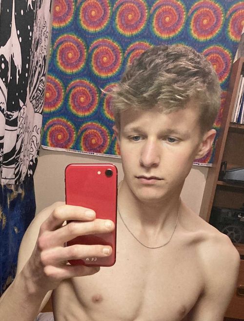 @aiden_twink