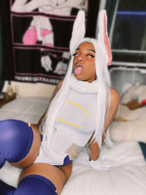 @akamckiver