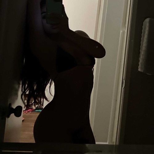 @alaniiiixo