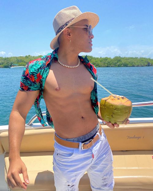 @alejocub