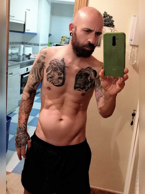 @alextatoo85