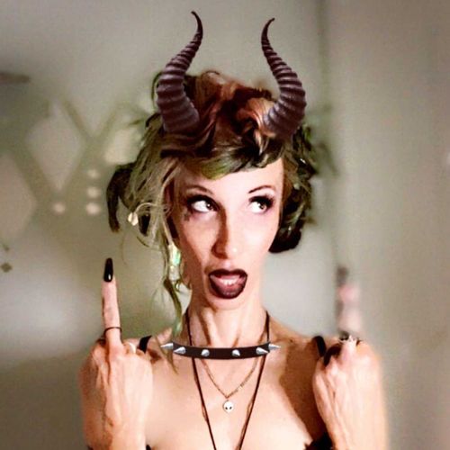 @aliengirl.alt
