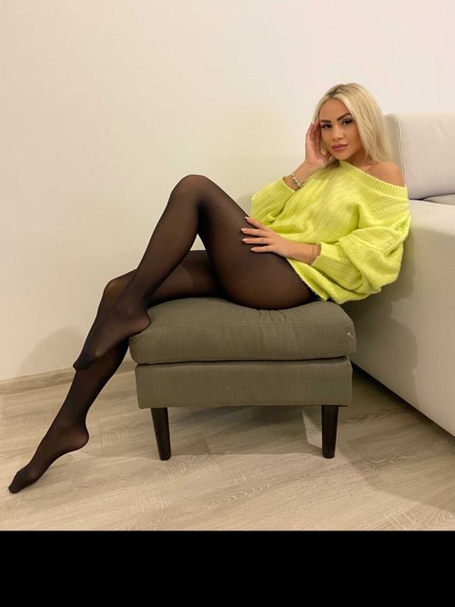 @allaboutfeetandnylons nude allaboutfeetandnylons nude