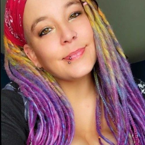 @alluringeroticaxfree