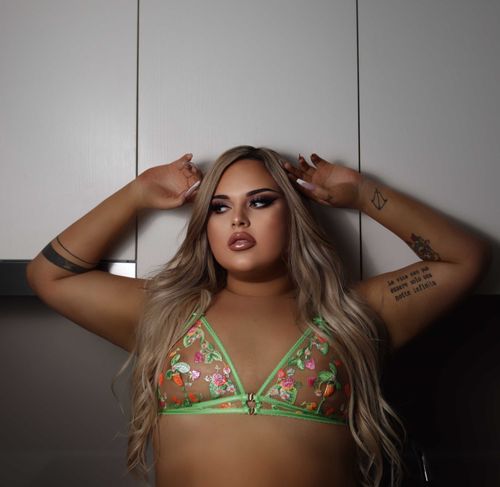 @allylovets