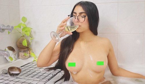 @alvnapr nude alvnapr nude
