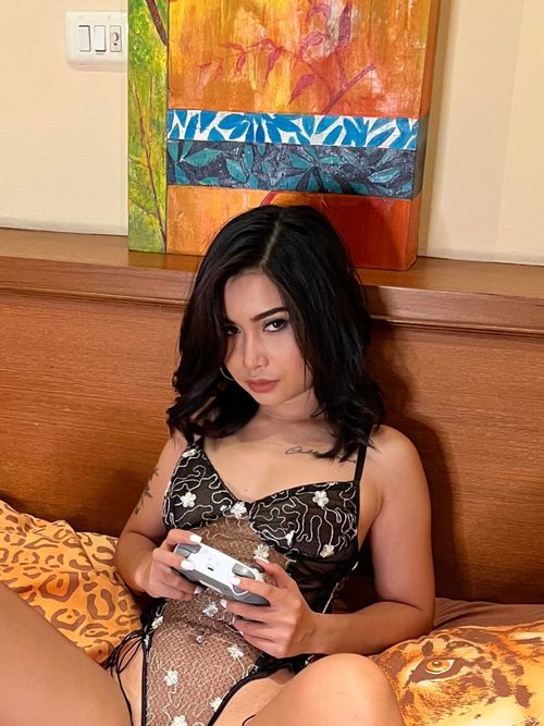 @amytanofficial