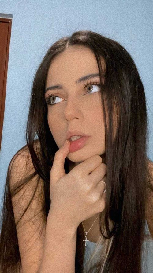 @anaislovee nude anaislovee nude