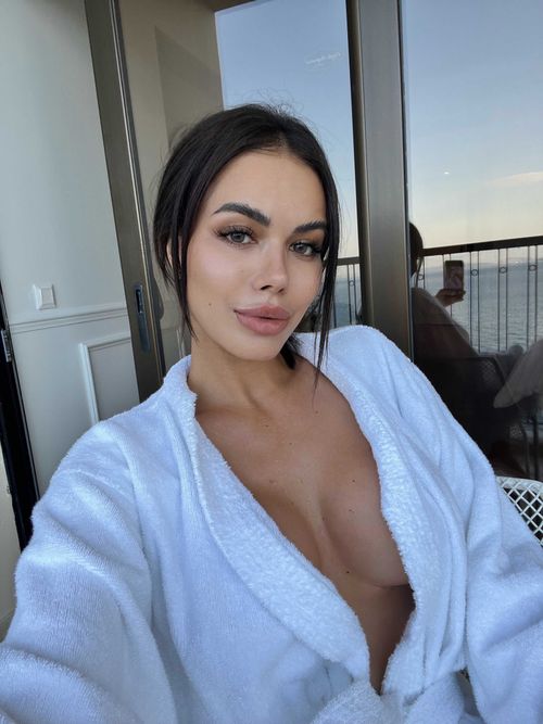 @andreaannn