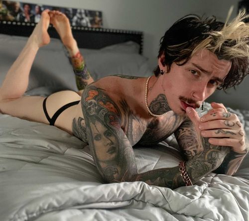 @andrew.williams nude andrew.williams nude