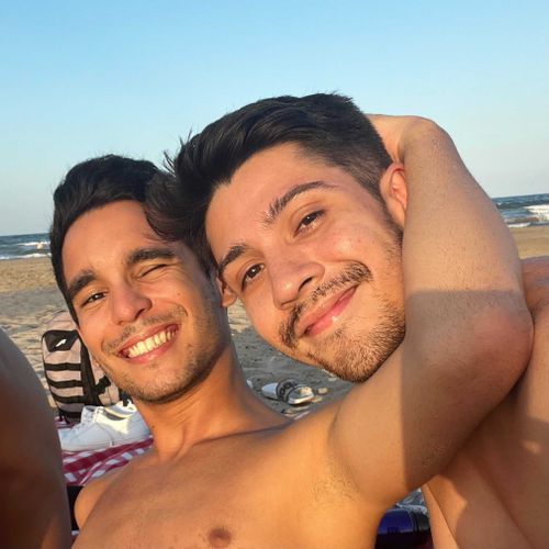 @andyanddavidx